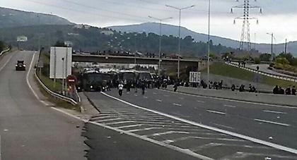 Κατευθύνονται προς ΟΑΚΑ οι οπαδοί του ΠΑΟΚ (pics)