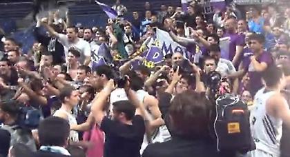 Πάρτι παικτών και οπαδών της Ρεάλ (video)