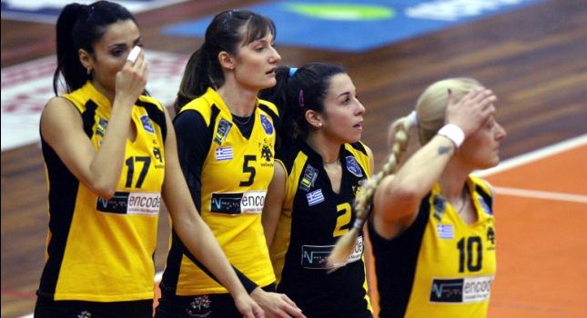 Με την πλάτη στον τοίχο η ΑΕΚ…