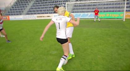 Το τραγούδι μίας πορνοστάρ για τη Γερμανία