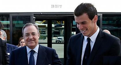 «Πέταξε» για να το… σφραγίσει