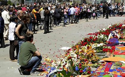 Τουλάχιστον 50.000 άτομα αποχαιρέτησαν τον Βιλανόβα