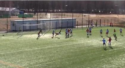 «Γεμάτο» ψαλιδάκι (video)