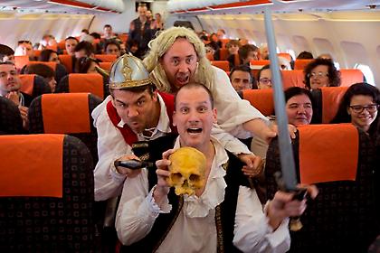 Παράσταση Σαίξπηρ εν πτήσει easyJet