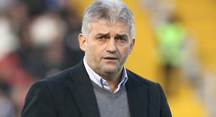 «Καμία επαφή με την ΑΕΚ»