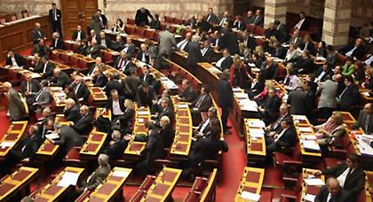 Aυτά είναι τα 15 κόμματα που έχουν καταθέσει αίτηση για τις ευρωεκλογές!