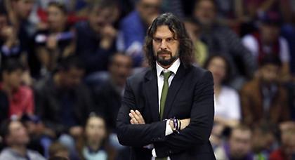 «Πρέπει να βλέπεις και να διορθώνεις»