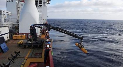 Σε νέα φάση οι έρευνες για το εξαφανισμένο αεροσκάφος