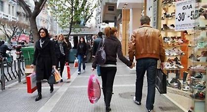 Στις 12 θα ανοίξουν τα καταστήματα στην Αθήνα την Κυριακή