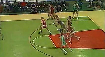 Σαμπόνις εναντίον Τσατσένκο, σε μια ματσάρα πριν από 27 χρόνια (vid)