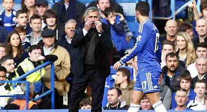 «Χώσιμο» Μουρίνιο σε Αζάρ