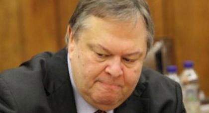 Σε κυκεώνα ο Βενιζέλος. Πώς να μη χάσει την ψυχραιμία του;