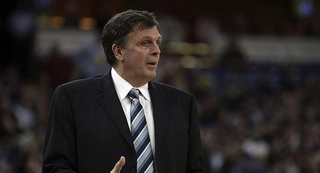 Συνεχίζει στον πάγκο των Ρόκετς ο ΜακΧέιλ