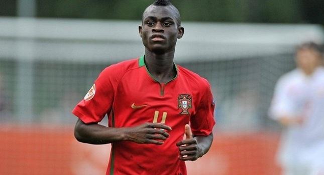 «Ερυθρόλευκη» επένδυση με Σίλβα (vids)