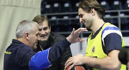 Κλέιζα: «Όλοι μας φοβόμαστε τον Ομπράντοβιτς»