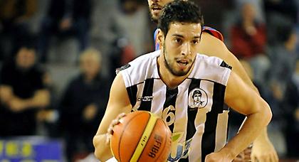 Αποχωρεί από τον Απόλλωνα ο Καπερώνης