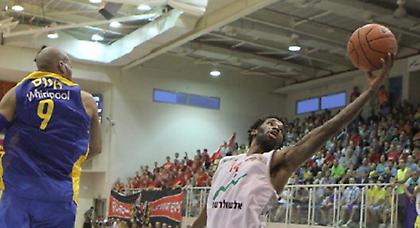 Φιάσκο για Μακάμπι