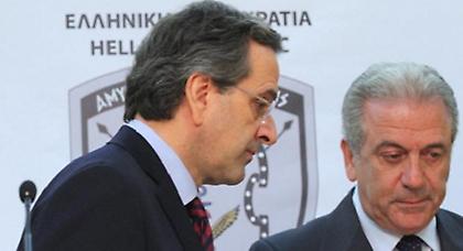 Παίρνει πάνω την αναθεώρηση του Συντάγματος ο Αβραμόπουλος!