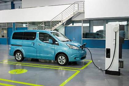 Ξεκίνησε η παραγωγή του αμιγώς ηλεκτροκίνητου Nissan e-NV200 (video)