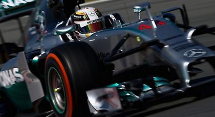 Χάμιλτον χωρίς αντίπαλο