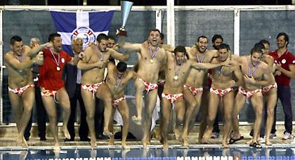 Συγχαίρει το πόλο η ΠΑΕ Ολυμπιακός