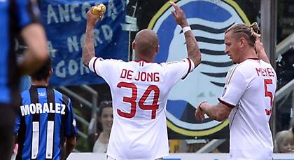 Έριξαν μπανάνα στο Αταλάντα-Μίλαν (video)