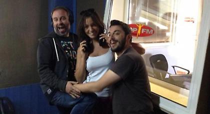 Οι «Καμένοι στο Ζέσταμα» υποδέχθηκαν την Έλλη Παπαγγελή