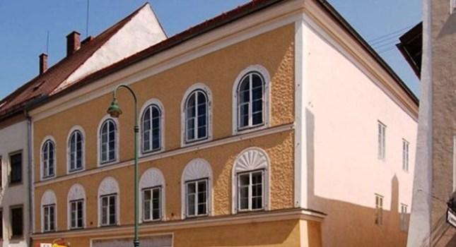 Το πατρικό του Χίτλερ έγινε φροντιστήριο ξένων γλωσσών για μετανάστες!