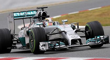 Χάμιλτον: «Θέλω ανταγωνισμό»