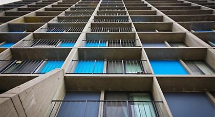 ΗΠΑ: Mωρό 15 μηνών επέζησε μετά από πτώση από τον 11ο όροφο πολυκατοικίας