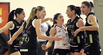 Ξανά στο εξωτερικό η Χαντάβα