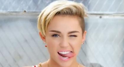 Η σέξι τραγουδίστρια που της αρέσει ο Τζόρνταν (vid/pics)