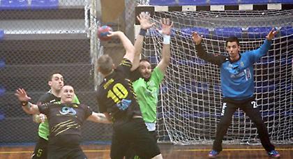 Πρώτη και καλύτερη η ΑΕΚ