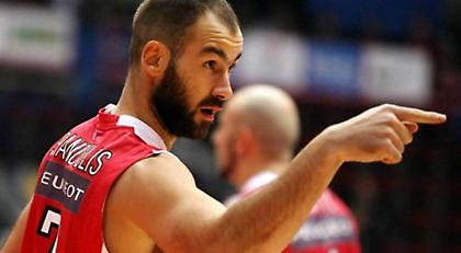 Σπανούλης υπέρ… Μώραλη