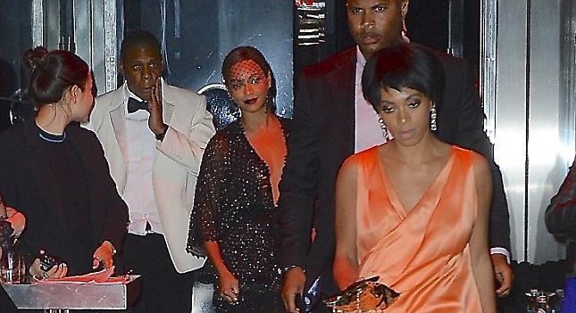 Τα μάζεψαν για το επεισόδιο Jay Z, Μπιγιόνσε και Σολάνζ