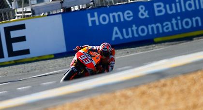 Οι άλλοι σταματούν, ο Μάρκεθ ποτέ