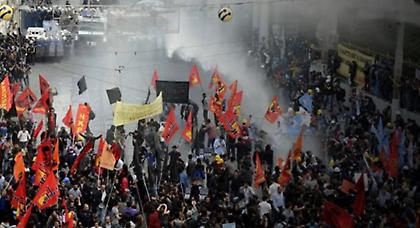 Τουρκία: Βίαια επεισόδια στη Σόμα μεταξύ διαδηλωτών και αστυνομικών