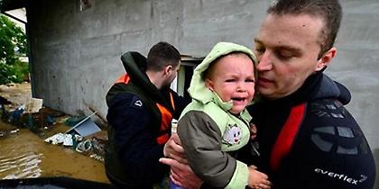 Τουλάχιστον 20 νεκροί από τις πλημμύρες σε Σερβία και Βοσνία