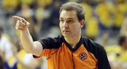 Σφυρίζει τελικό ο Χριστοδούλου!