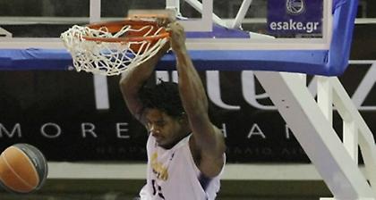 Η καρφωματάρα του πρώην… πολεμιστή του Ρεθύμνου