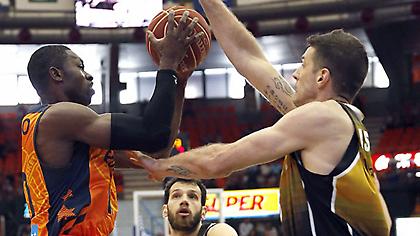 Κερδίζει, αλλά δεν… ελπίζει η Βαλένθια