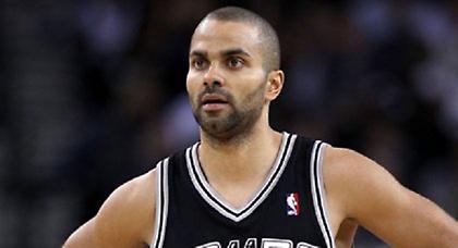 Παίζει ο Πάρκερ