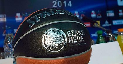 Σκουπίζουν οι μεν ή ελπίζουν οι δε;