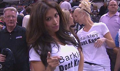 Η σύντροφος του Ντάνκαν τη… λέει στον Μπάρκλεϊ (video)