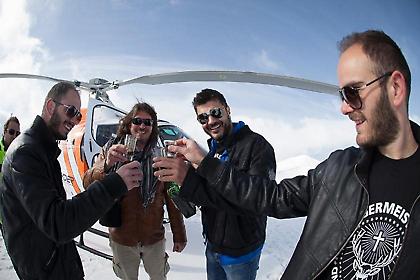 Το Jagermeister απογειώθηκε με ελικόπτερο στην ψηλότερη κορυφή του Ολύμπου