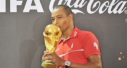 Σχολιάζει, αλλά δεν σταματά ο Ζιλμπέρτο