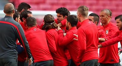 Κανονικά Κόστα και Τουράν!