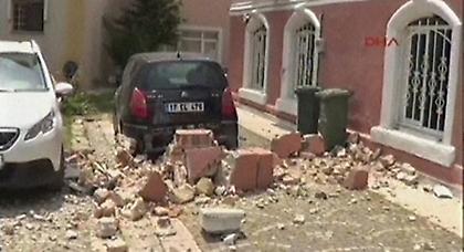 Τουρκία: Πάνω από 100 τραυματίες από τον σεισμό των 6,5 Ρίχτερ