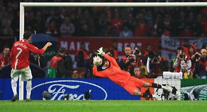 Μόνο… στα πέναλτι μπορείς! (video)