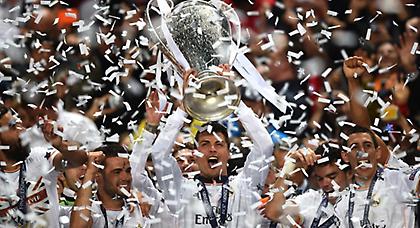 Τα… έσπασε για το ΔΕΚΑΤΟ!